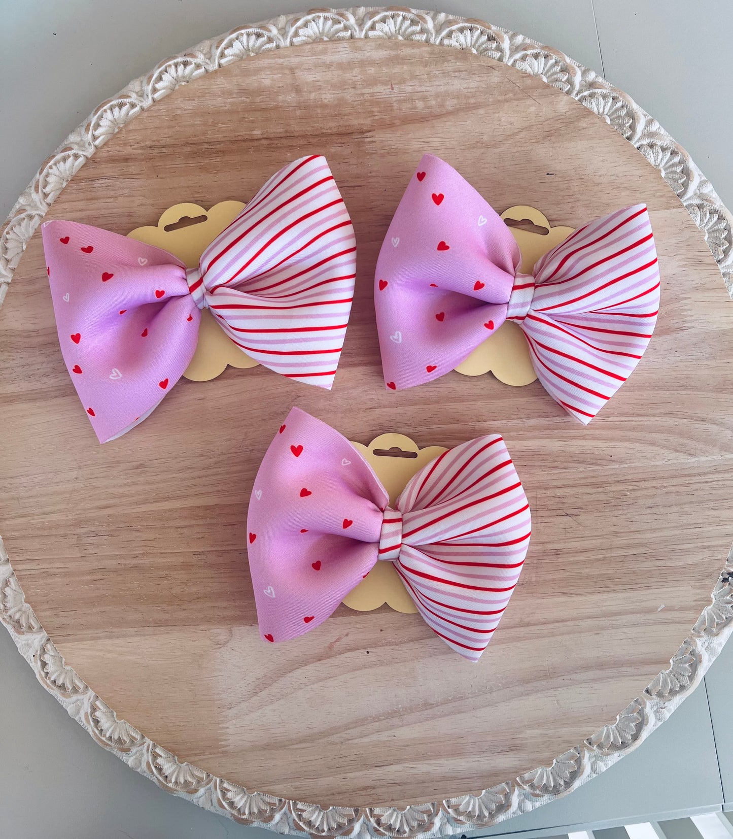 Sweethearts and Stripes Pinch Bow