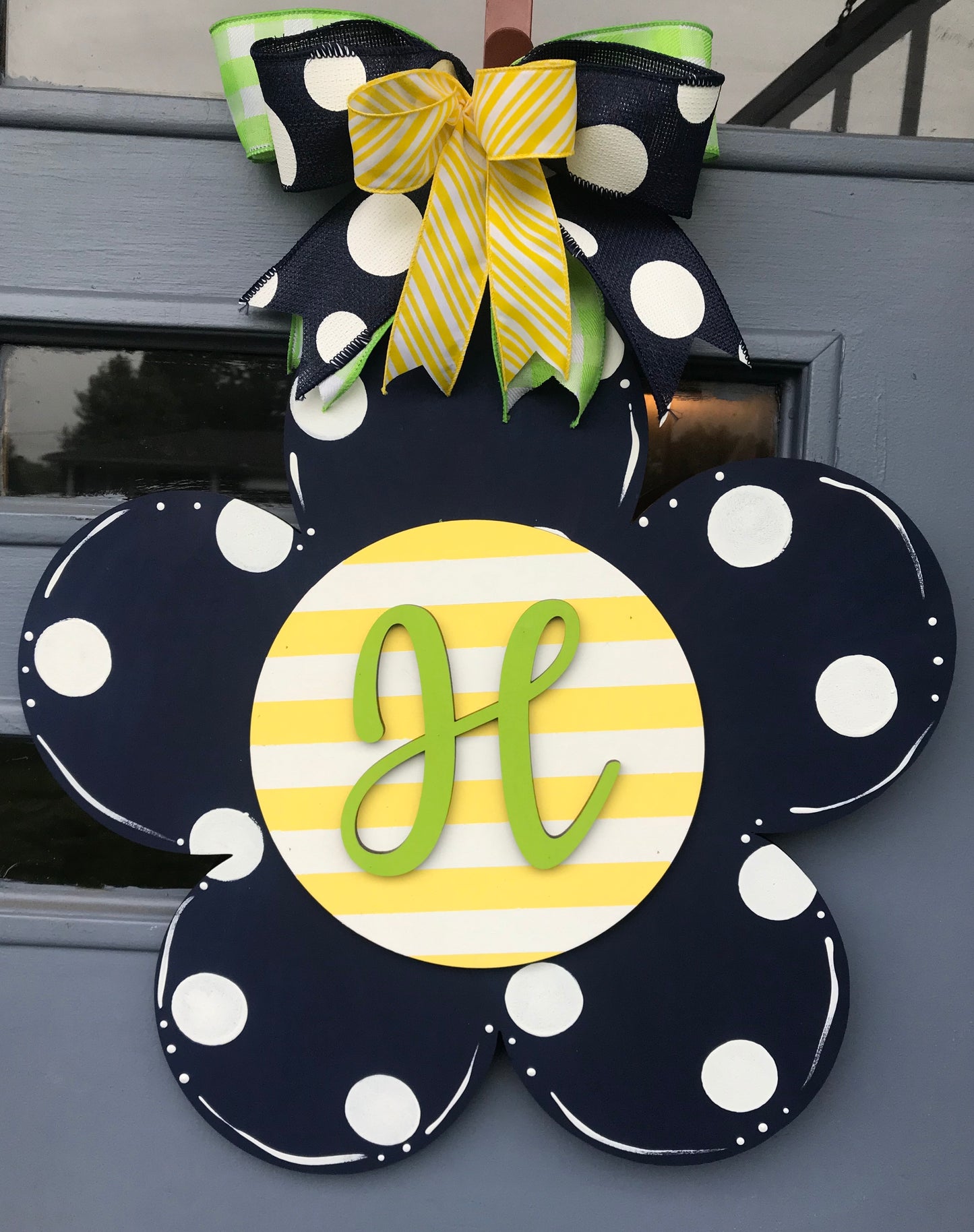 Monogrammed daisy - SPR010