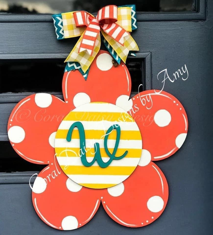 Monogrammed daisy - SPR010