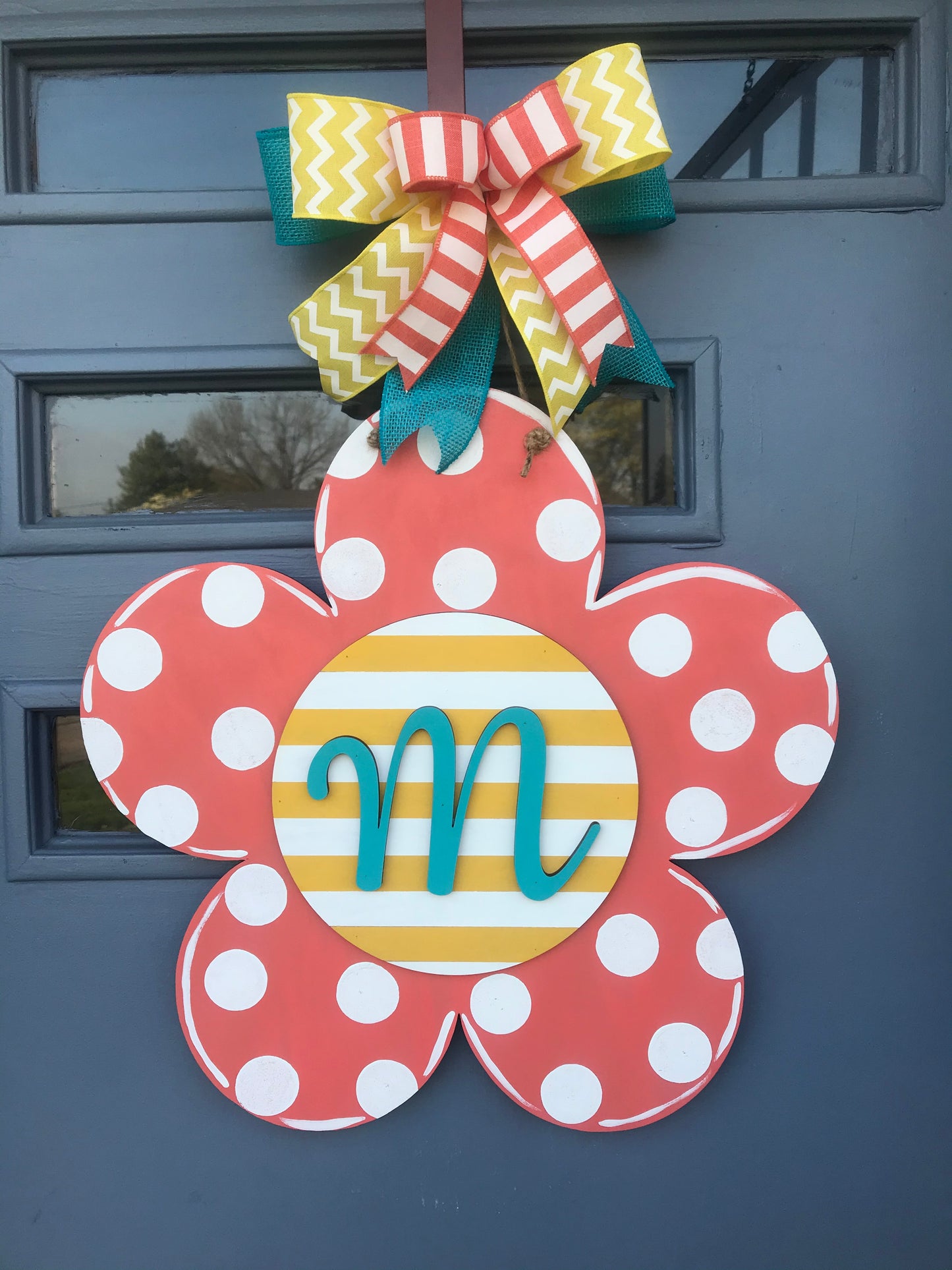 Monogrammed daisy - SPR010