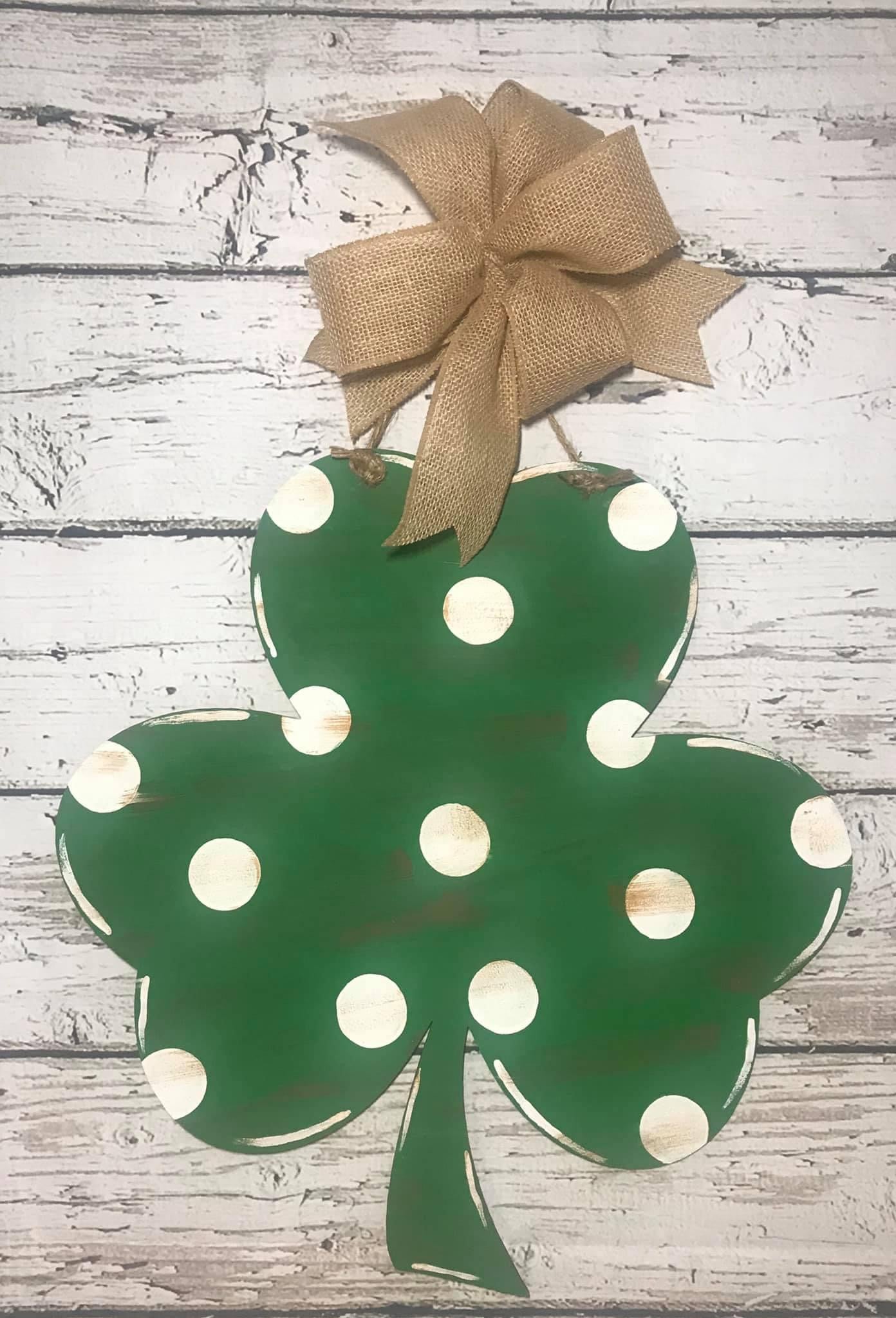 Rustic polka dot shamrock - Pat002