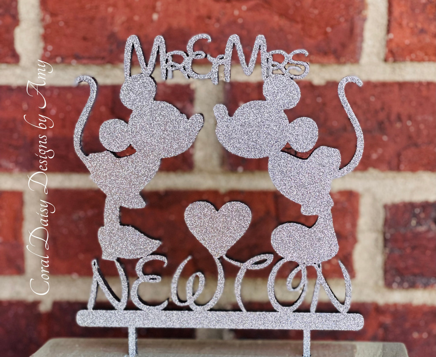 Mr. & Mrs. Wedding cake topper - TOPPER001