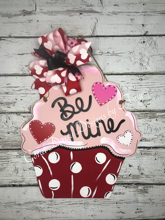 Be Mine cupcake - Val007